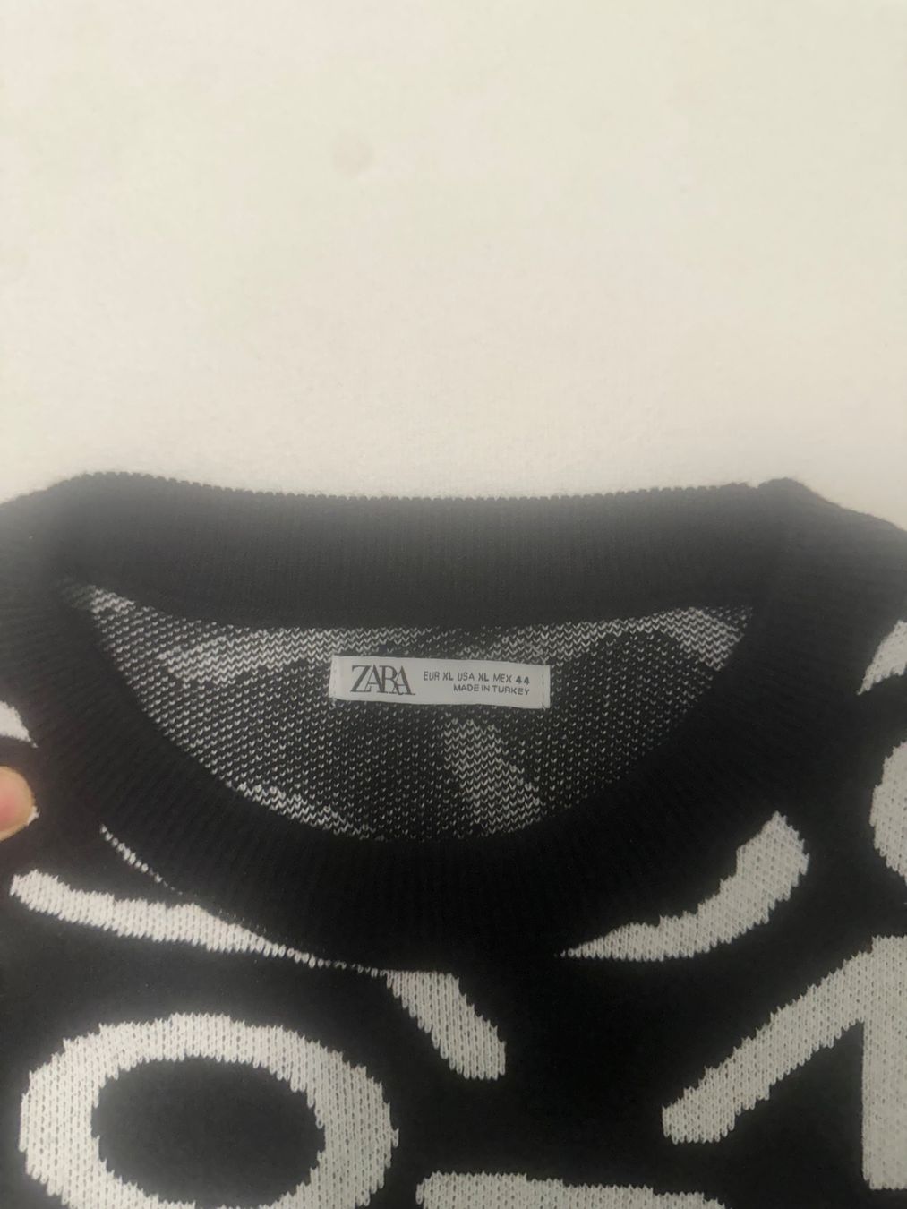 Zara Maglioni & Felpe: Sweater – Usato da Basel venduto da ari_qn6c 2