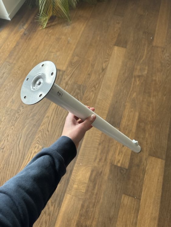 IKEA Adils (Büro/Tisch-stütze) (Gebraucht) in Zürich für CHF 3 – nur ...