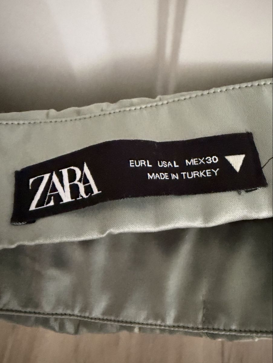 Zara Röcke: Jupe plissée Zara – Gebraucht aus Monthey von Sevdije.Kololli 1