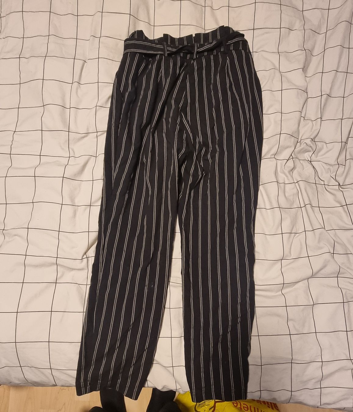 Pantaloni: Schöne Stoffhose – Usato da Derendingen venduto da Sarah.jana 1