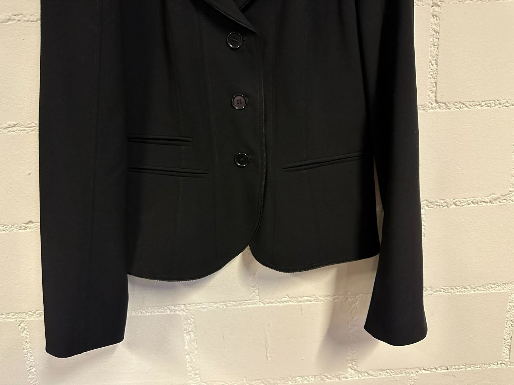 Marc Cain Giacche: Blazer von Marc Cain (N2/36) – Usato da Urdorf venduto da Erika666 2
