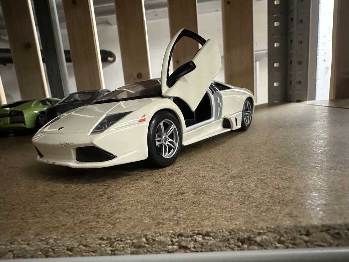 Bburago Modellini d'auto: Weisser Lamborghini Gallardo Modellauto – Usato da Zürich venduto da ner_j6xn