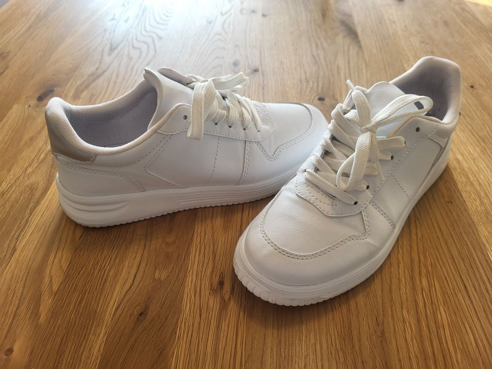 Graceland Chaussures femmes: Sneakers weiss, Graceland, Grösse 39 – Neuf (Voir description) à Wetzikon ZH par Babzee4 4