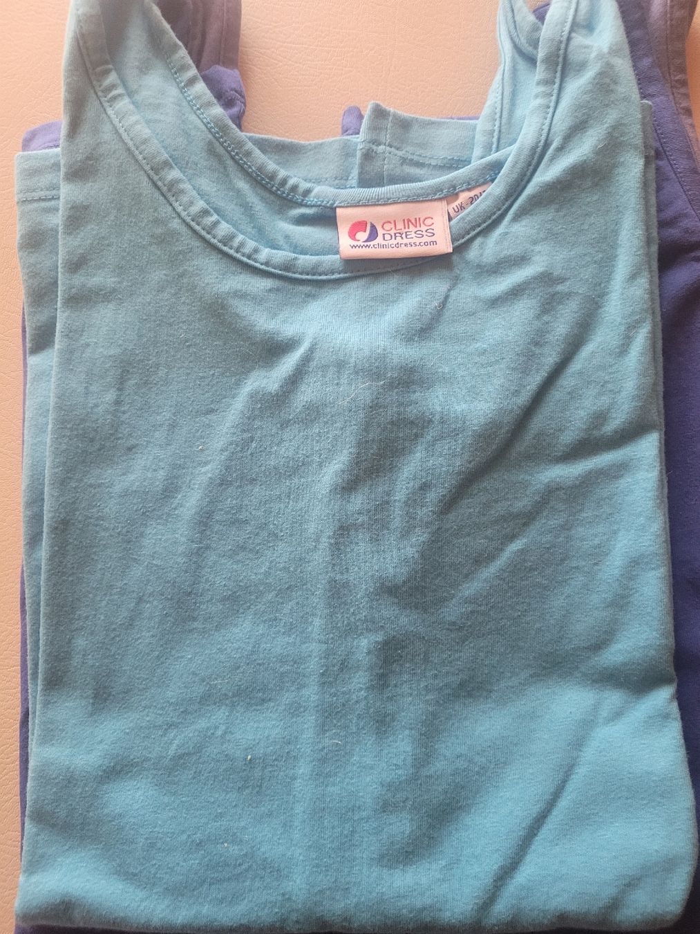 Top: Massagetop's – Nuovo (secondo la descrizione) da Aeschiried venduto da Sweetangels 2