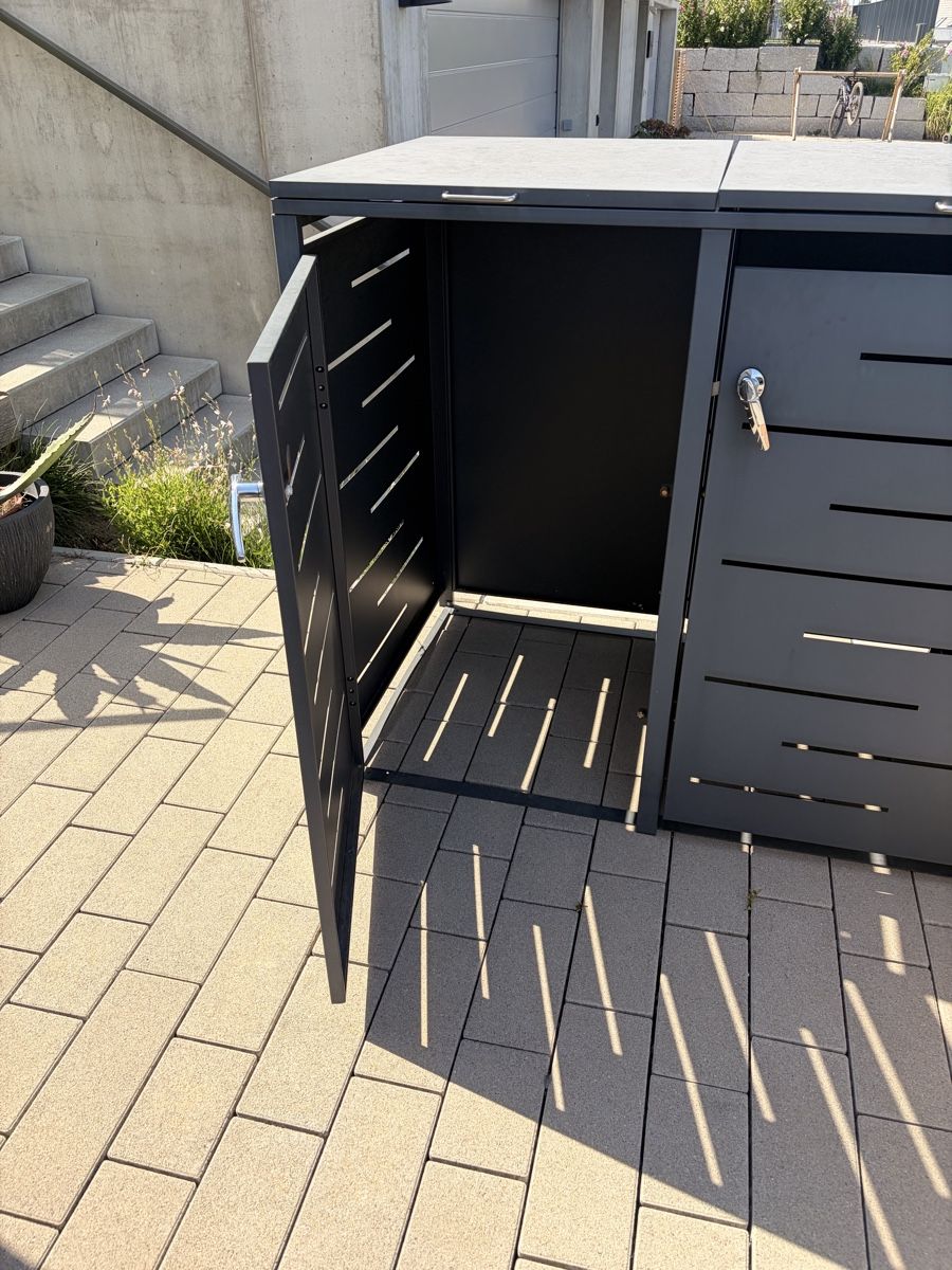 Altro per Ufficio & Commercio: Doppel Container / Mülltonnen Gehäuse – Usato da Volketswil venduto da Gaspi84 1