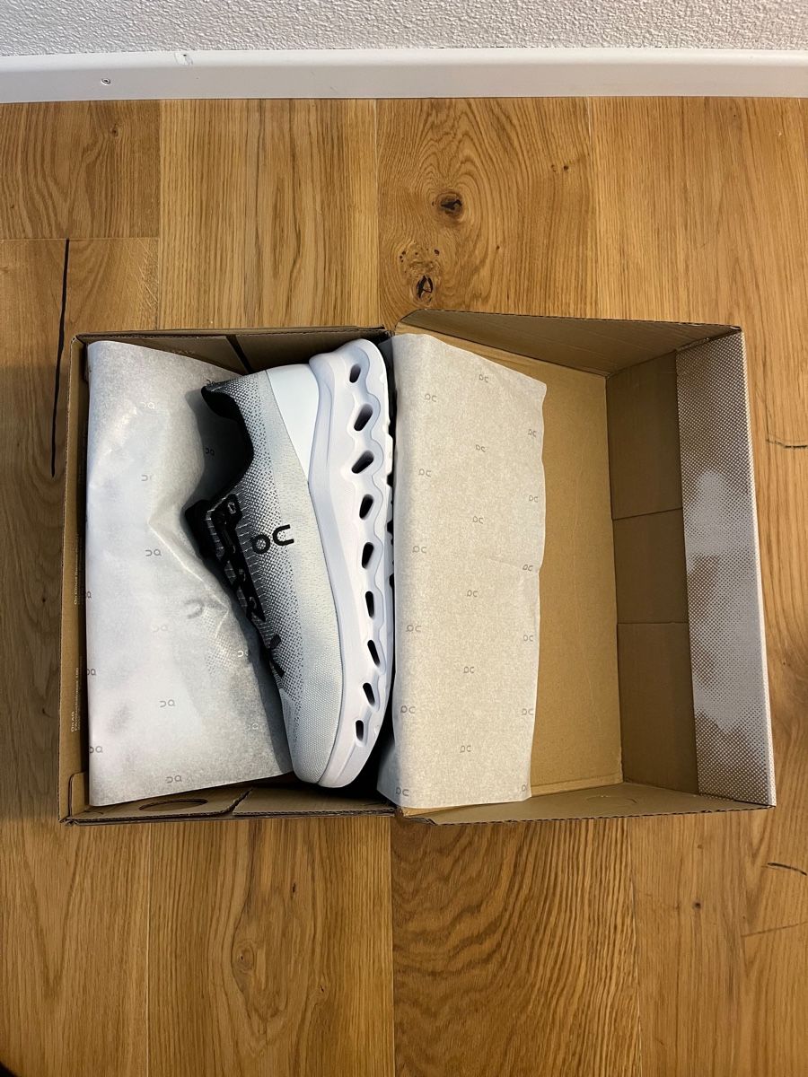 On Scarpe da uomo: On Cloudtilt schwarz/weiss Grösse 43 – Nuovo e nell'imballaggio originale da Wangen ZH venduto da tel_gxb5 1