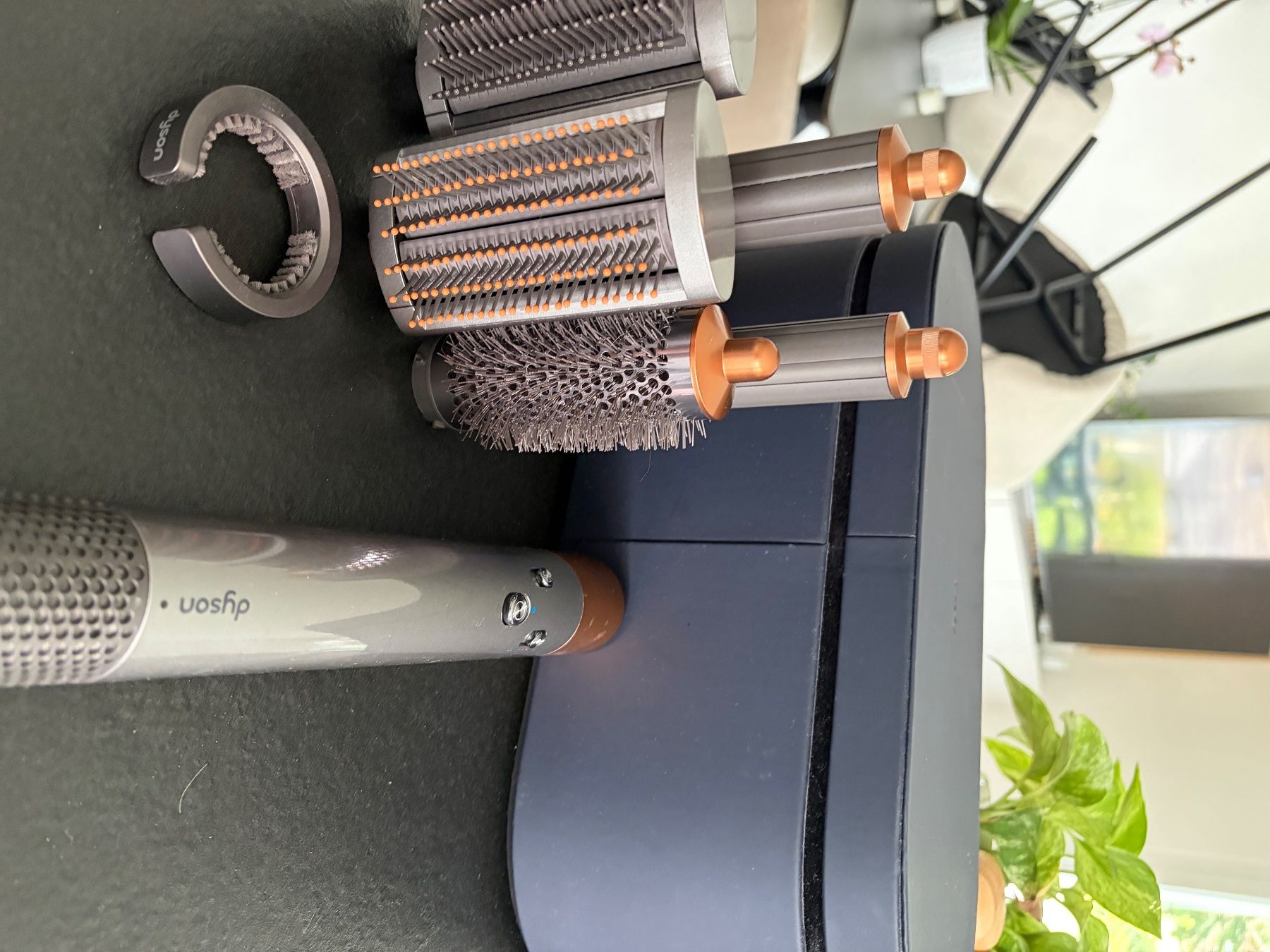 Dyson Sèche-cheveux: Dyson Airwrap neuwertig – D'occasion à Wolfwil par Melanie1325 1