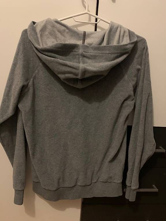 Armani Giacche: Giorgio Armani Velour Jacke Gr S – Usato da St. Gallen venduto da mar_rkm7 1