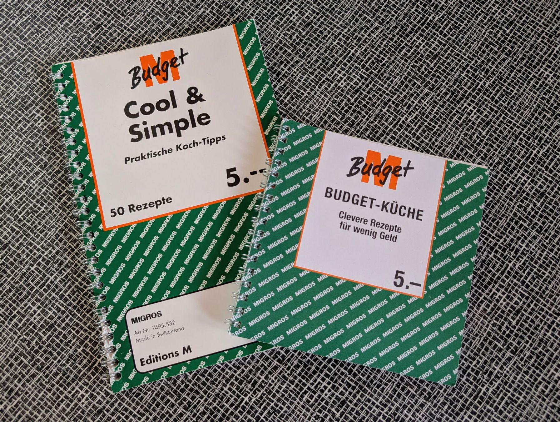 Livres: Budget Kochbuch 2er Set: Cool & Simple, Budget-Küche – D'occasion à Nänikon par Haexli_70