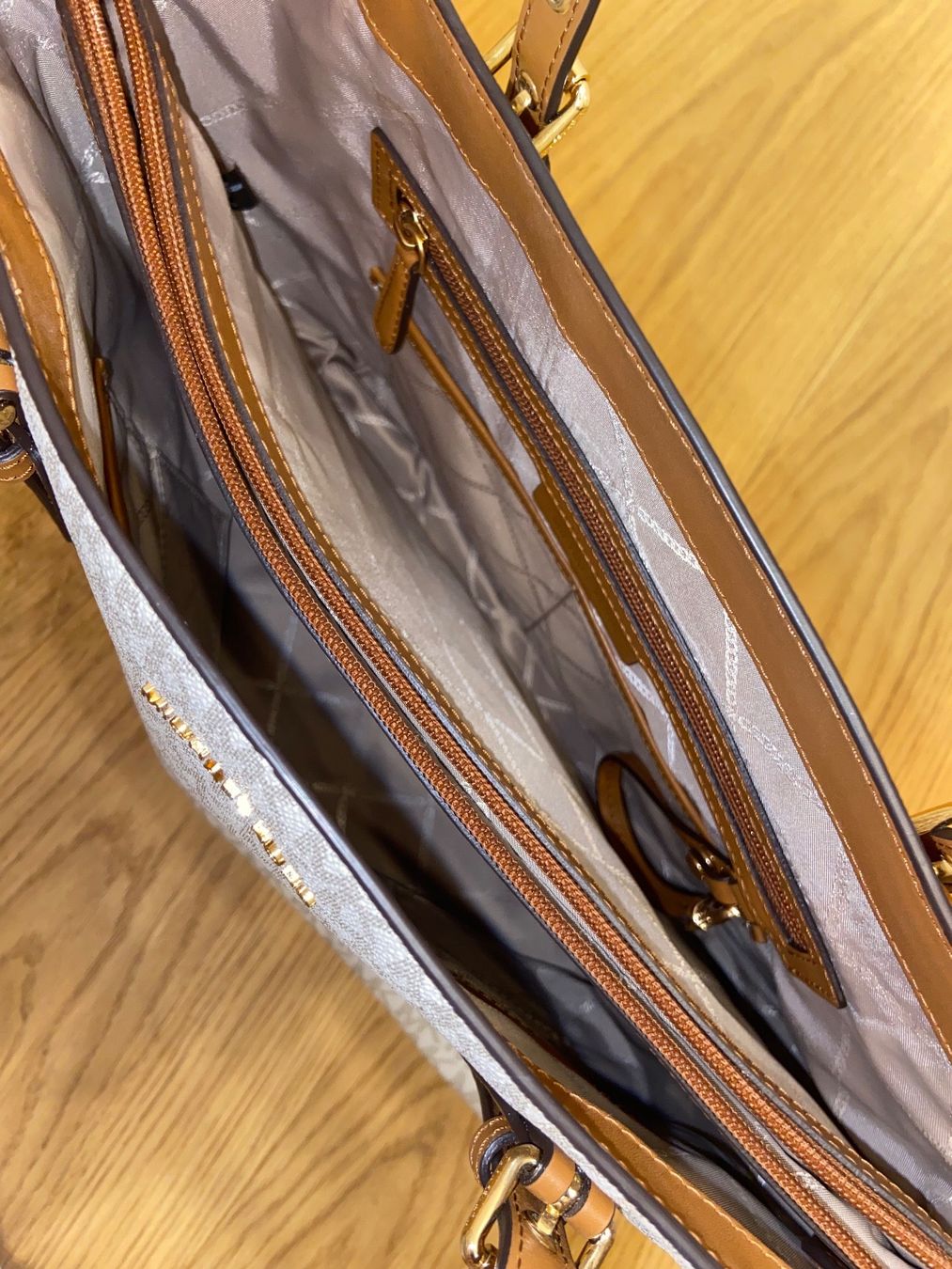 Michael Kors Borse da donna: Michael Kors Tasche – Nuovo (secondo la descrizione) da Basel venduto da sop_h98w 4