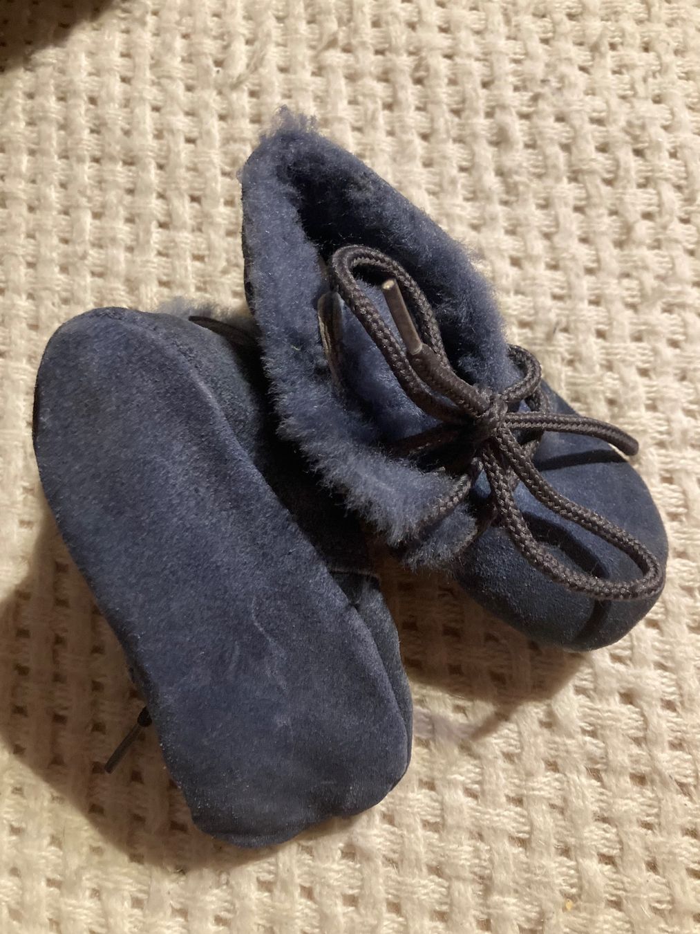 Scarpe per ragazzi: Chaussures bébé hiver – Usato da Chancy venduto da dia_tb2t
