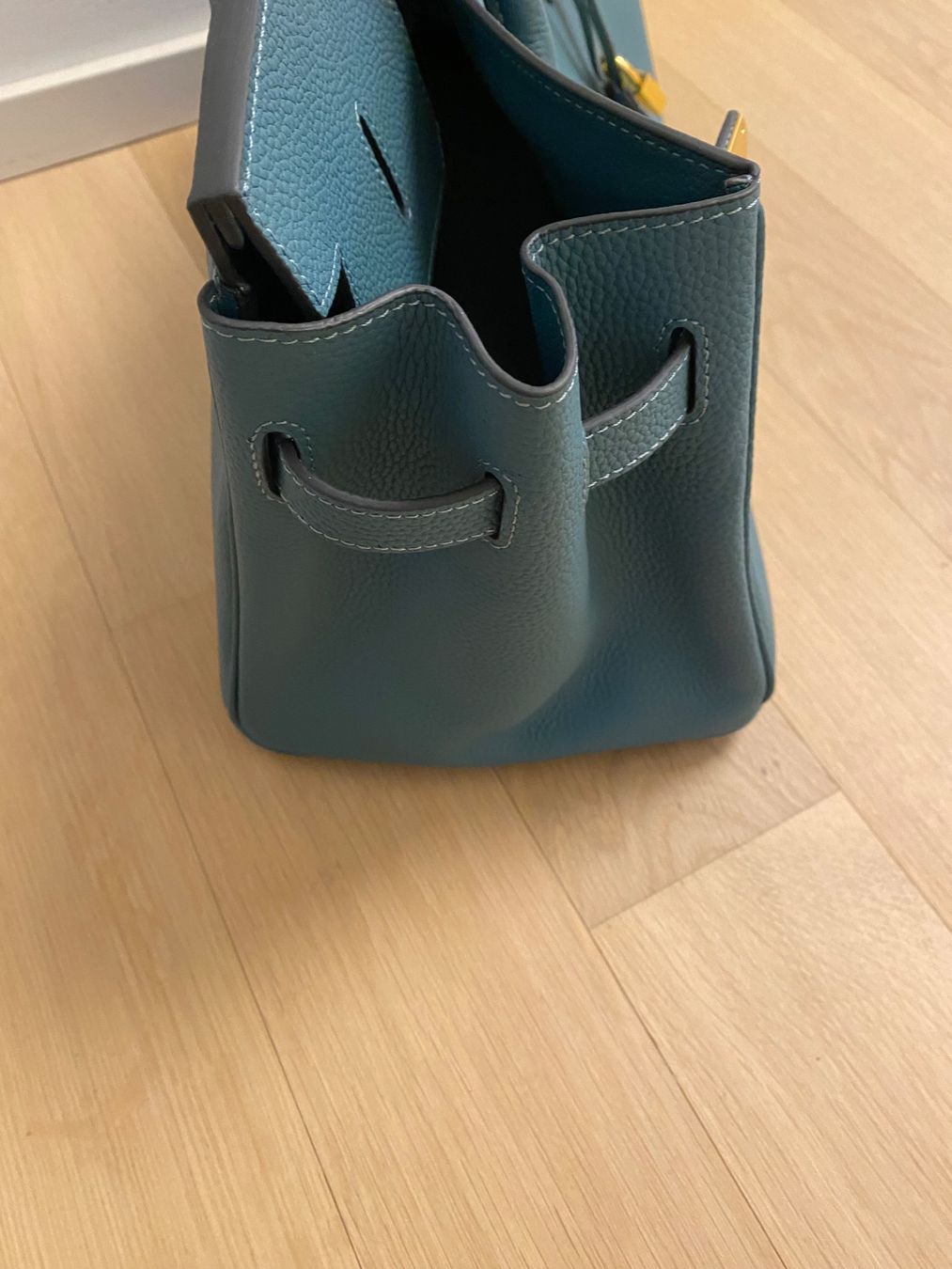 Borse da donna: Lederhandtasche neu in Jeansblau – Nuovo e nell'imballaggio originale da Neerach venduto da Sessi22 3