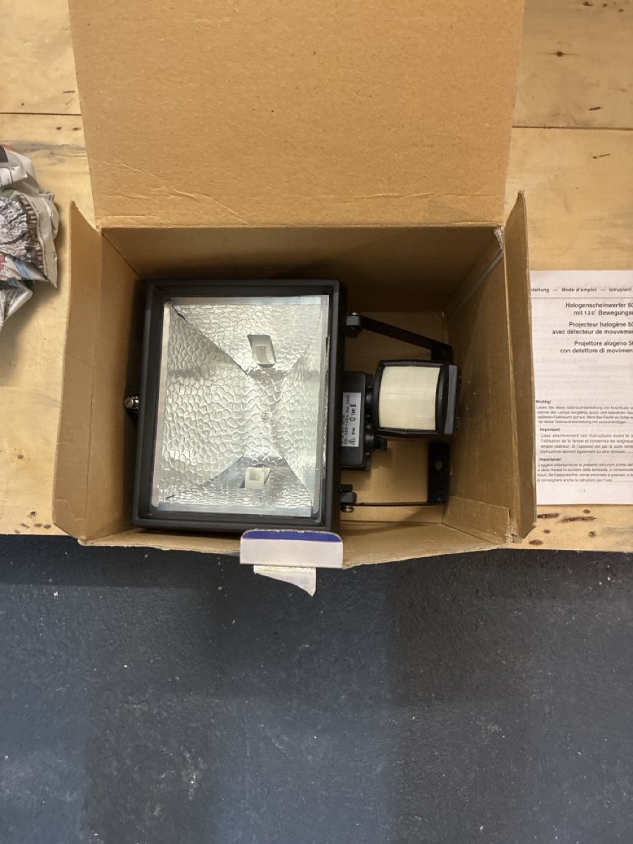 Scheinwerfer: Halogenscheinwerfer 500 Watt – Neu (gemäss Beschreibung) aus Esslingen von HP1973