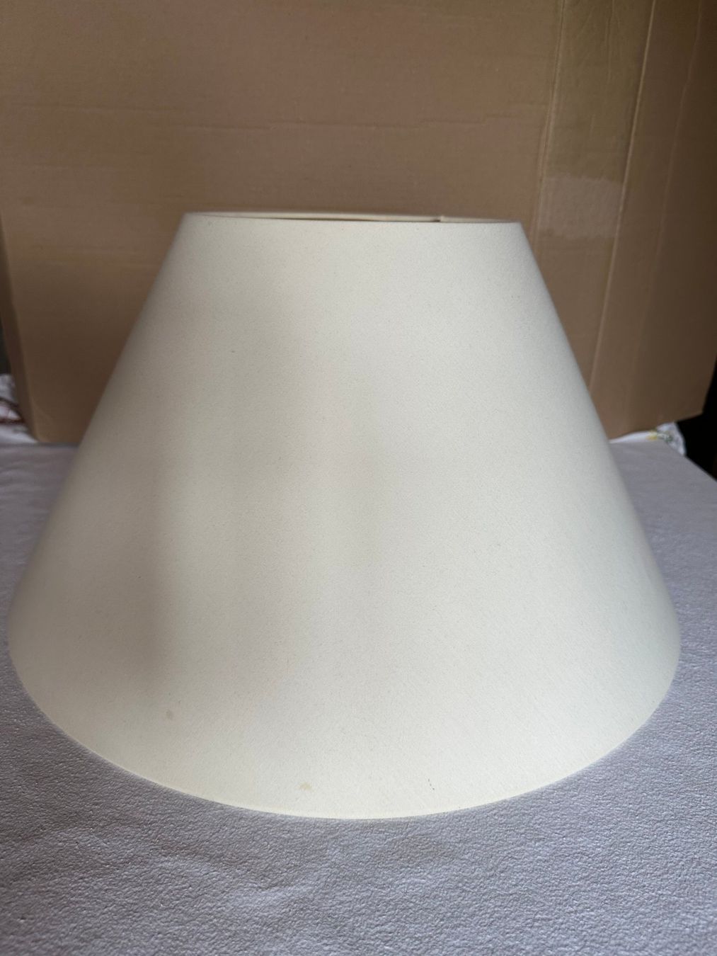 Lampen: Lampe de table en verre – Gebraucht aus Ste-Croix von BuffetSC 9
