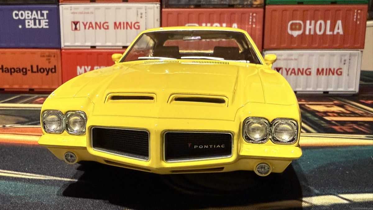 Pontiac Voitures modèles: Pontiac GTO 1:18 – D'occasion à Basel par Zomeg 2