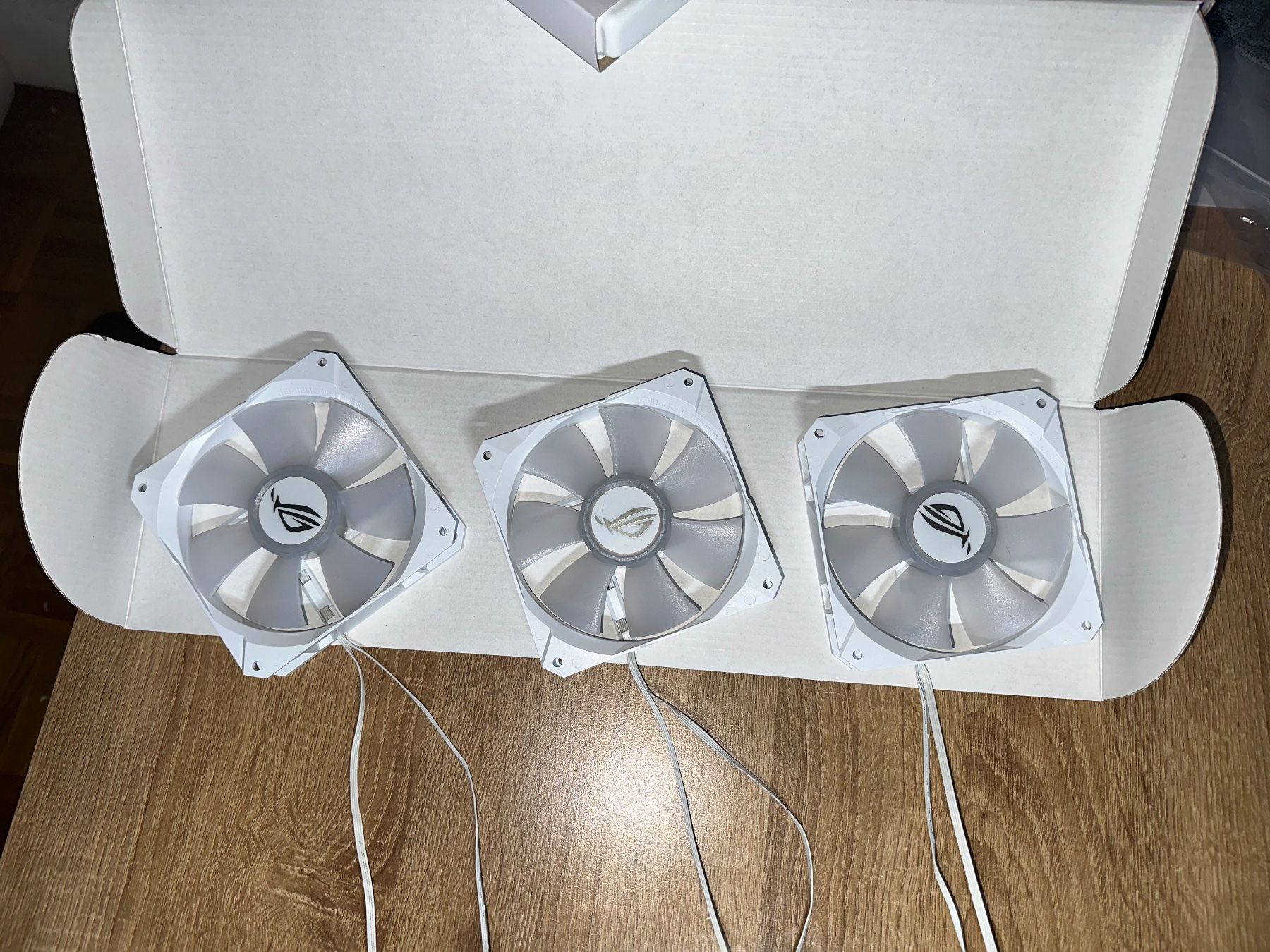 Asus PCs: ASUS ROG Strix LC 360 RGB White Edition – Gebraucht aus Domat Ems von SirAntunes 4