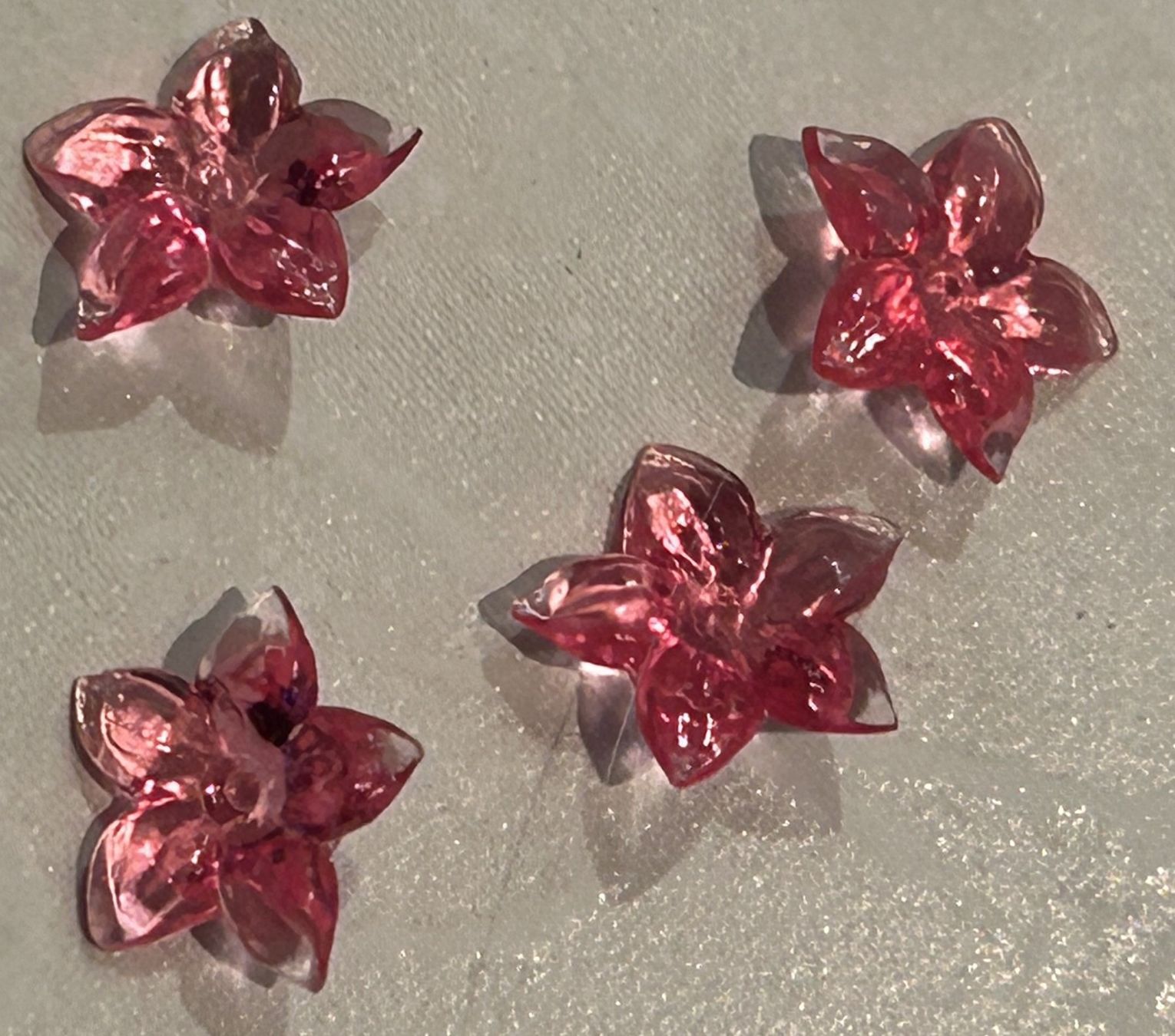 Perle (finte): Schmetterlinge und Blumen – Usato da Neukirch-Egnach venduto da Phion 5