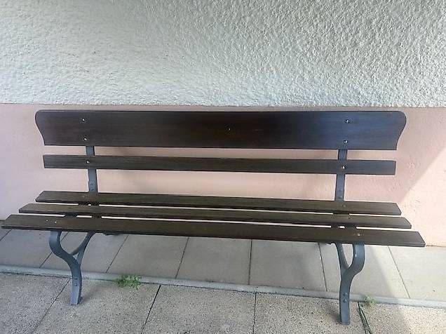 Panchine: Banc bois et fer forgé  – Usato da Chézard-St-Martin venduto da Famille.Richard