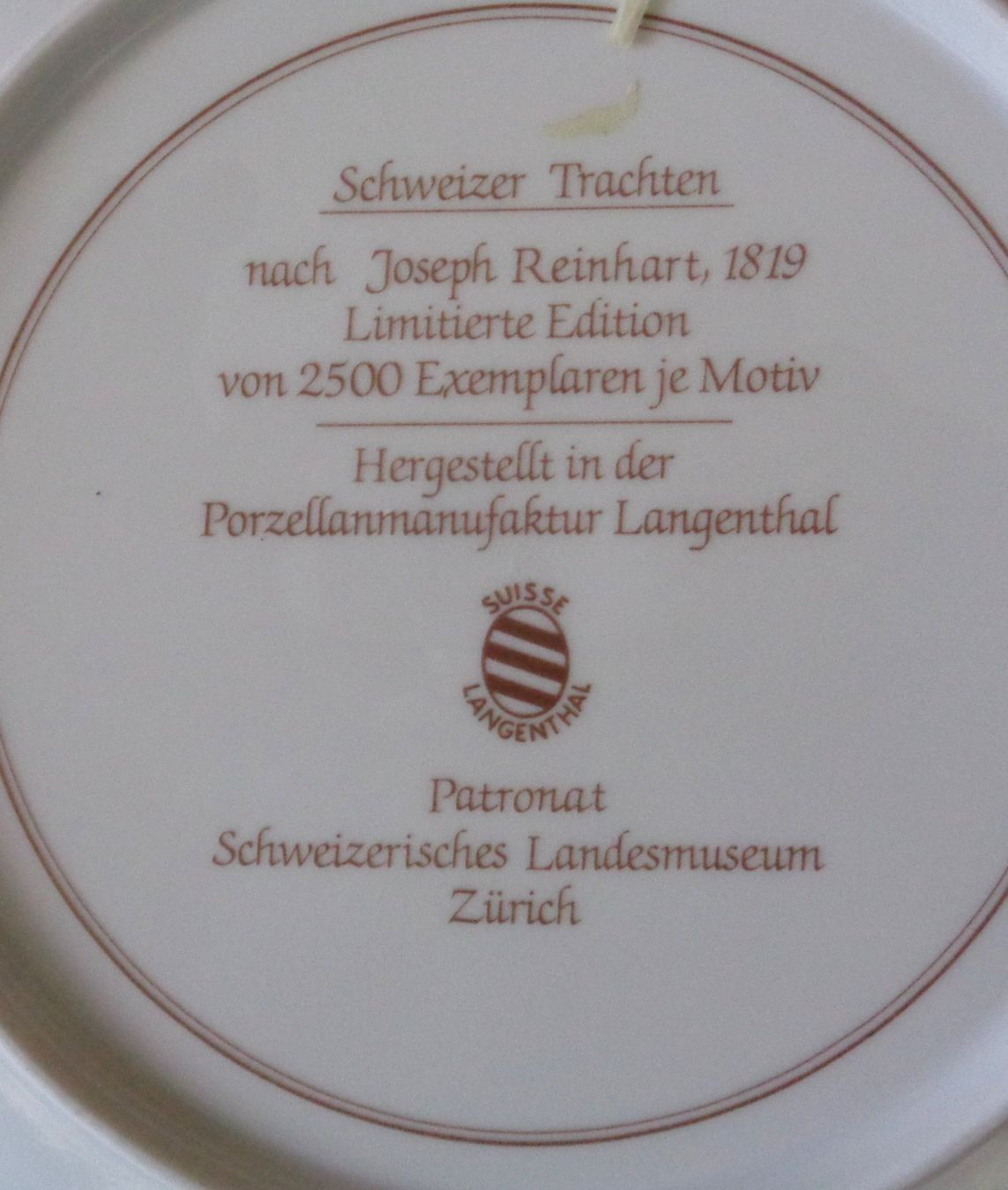 Assiettes: SCHWEIZER LANGENTHAL TRACHTEN  TELLER 2 STCK – D'occasion à Lausanne par kiliman73 3