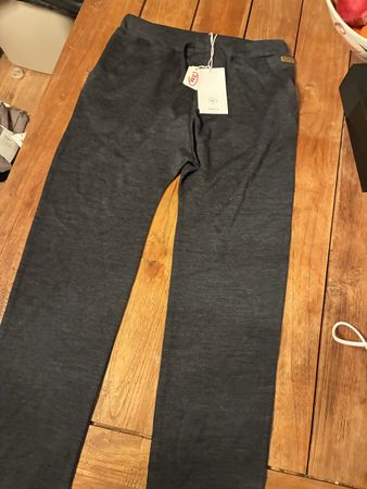 Neue Merino Hose gr. 146