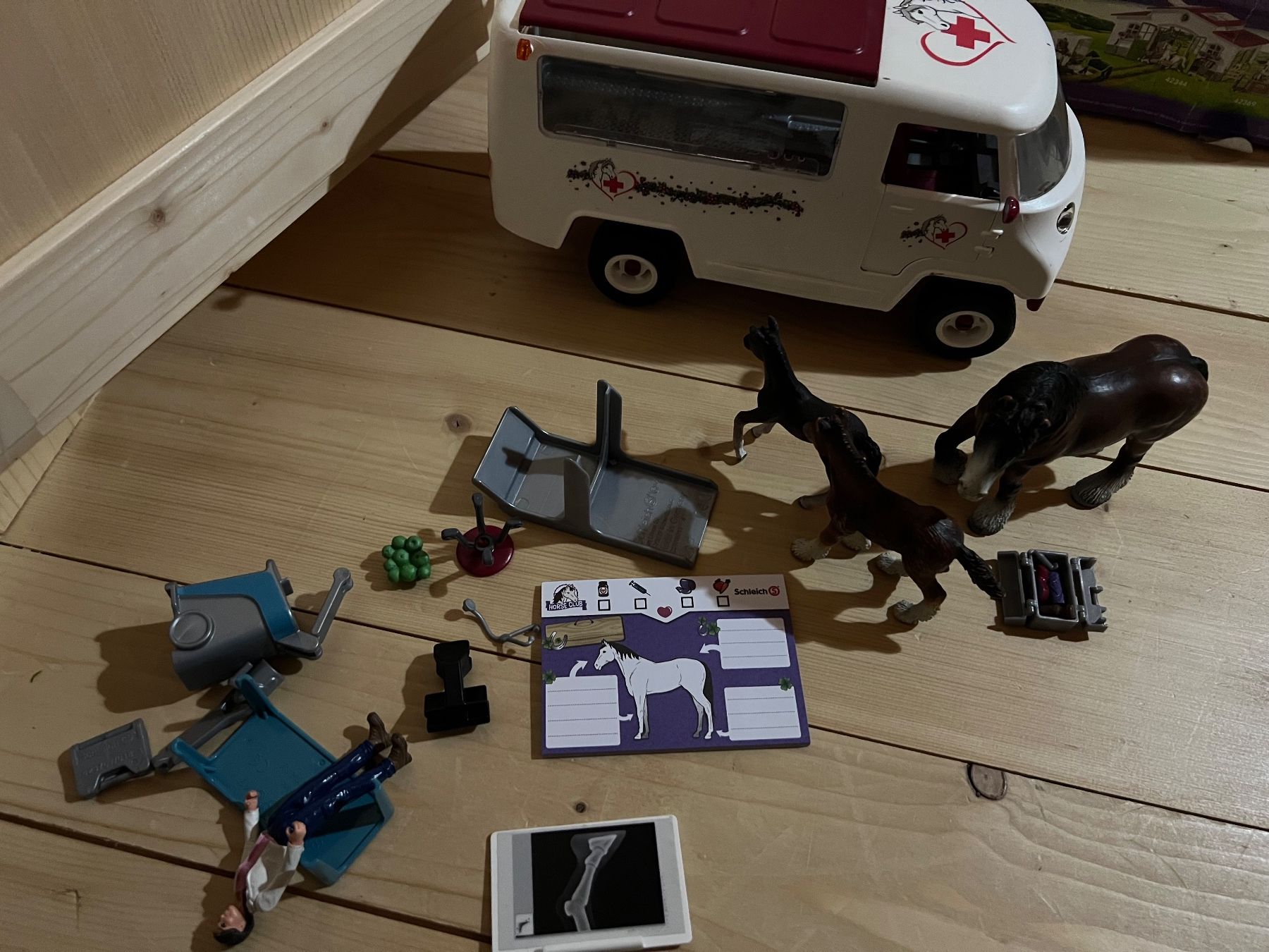 Schleich Giocattoli: Ambulance schleich – Usato da Troistorrents venduto da fdoline 1