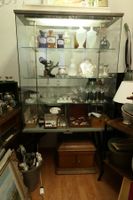 Vintage Glasvitrine beleuchtet – Sammlervitrine
