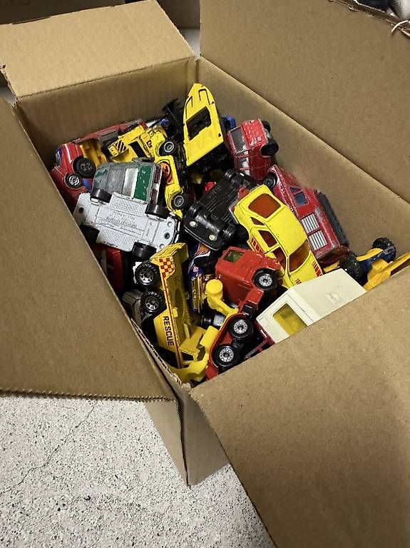 Giocattoli: Bosch Autogarage mit Spielautos – Usato da Seon venduto da degus666 4