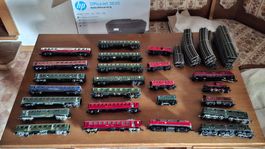 H0 AC, DC, 6 Loks, 18 Wagen. 34 Gleise lot.