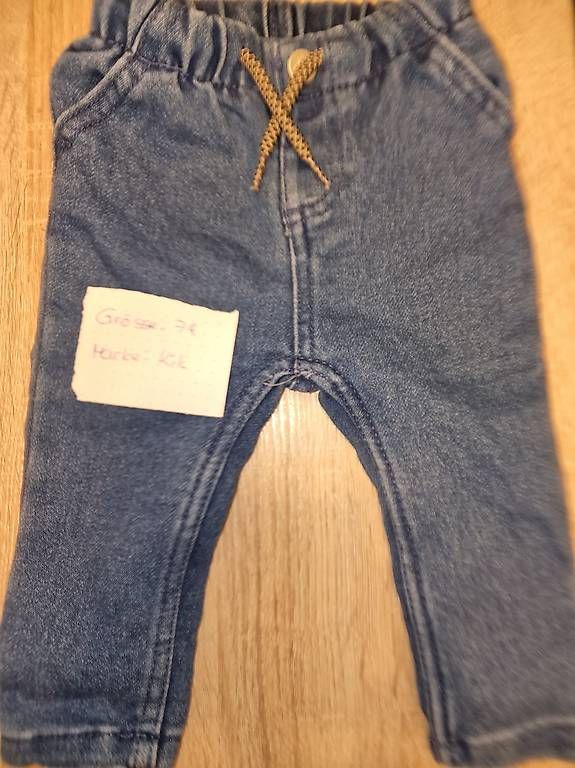 Lotti & Set di vestiti: Sehr gut erhaltene Jungs Kleider – Usato da Rheinfelden venduto da CaroB1990 4