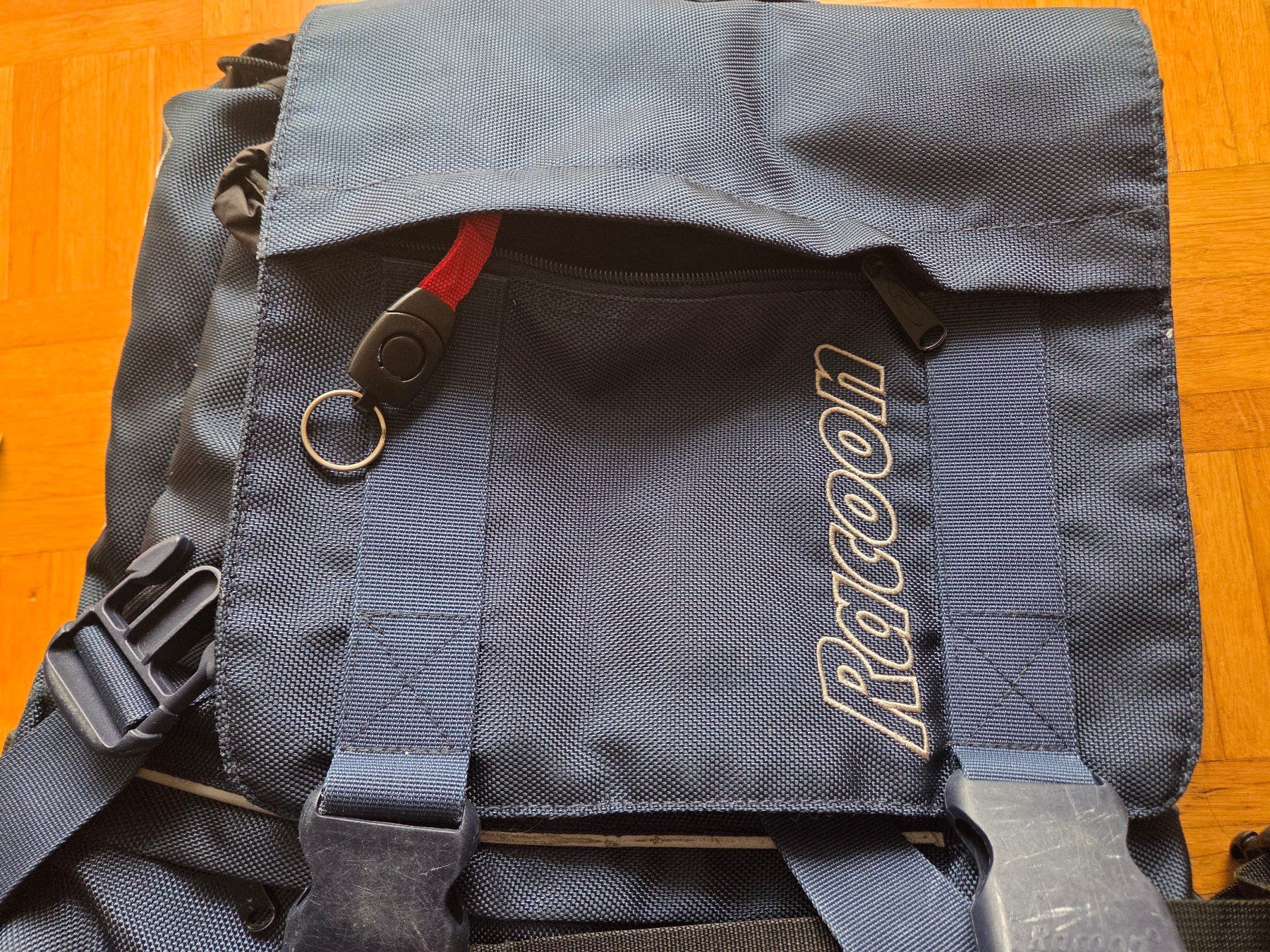Racoon Zaini: Racoon Schulrucksack – Usato da Basel venduto da grandfamily 9