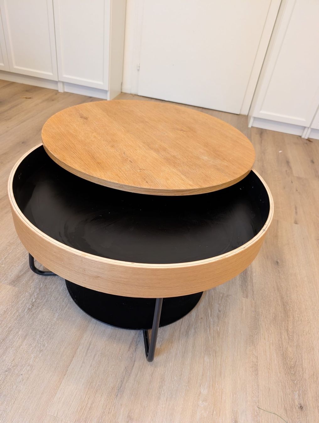 Tables: Couchtisch mit Stauraum – D'occasion à Zürich par iwx 2