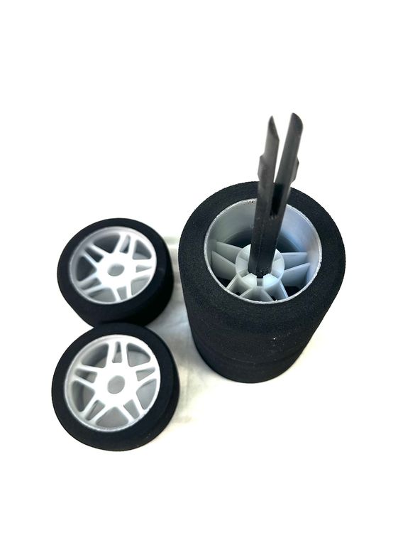 RC Kits de montage: SET DE 5 SUPPORTS POUR ROUES 1/8 ON-ROAD – Neuf (Voir description) à Yverdon-les-Bains par Fijo-rc 1