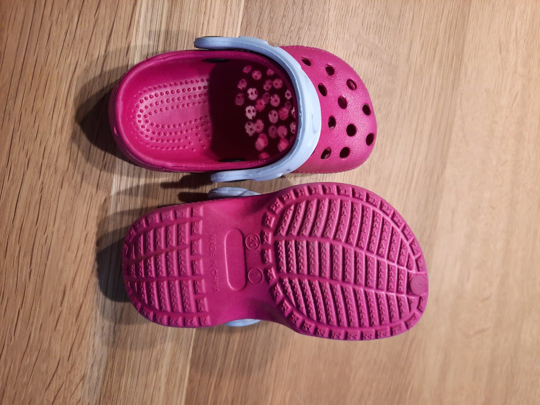 Scarpe per ragazzi: Kinder Schuhe Grösse 20 – Usato da Neuenkirch venduto da Reisecaravan