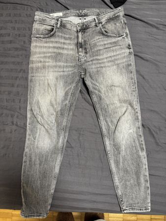Jeans Herren Grau Grösse 46/36guter Zustand