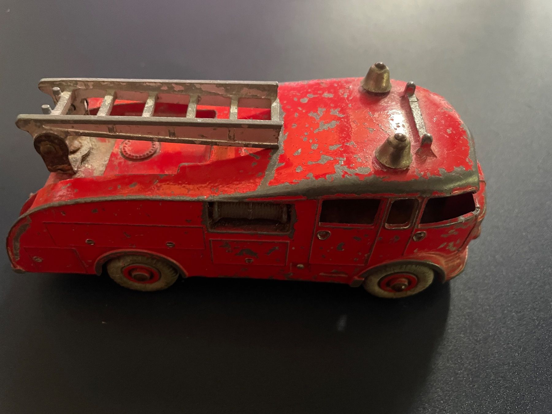 Dinky Toys Modellini d'auto: Dinky Toys Fire Engine Meccano Antik – Usato da Volketswil venduto da rubin74 1