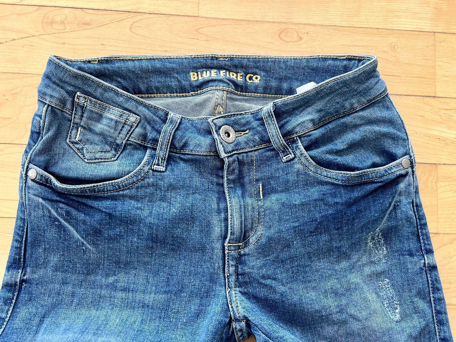 Jeans: Neue Jeans Bluefire & Co. / W26/L29 – Nuovo (secondo la descrizione) da Hergiswil NW venduto da Labello01 1