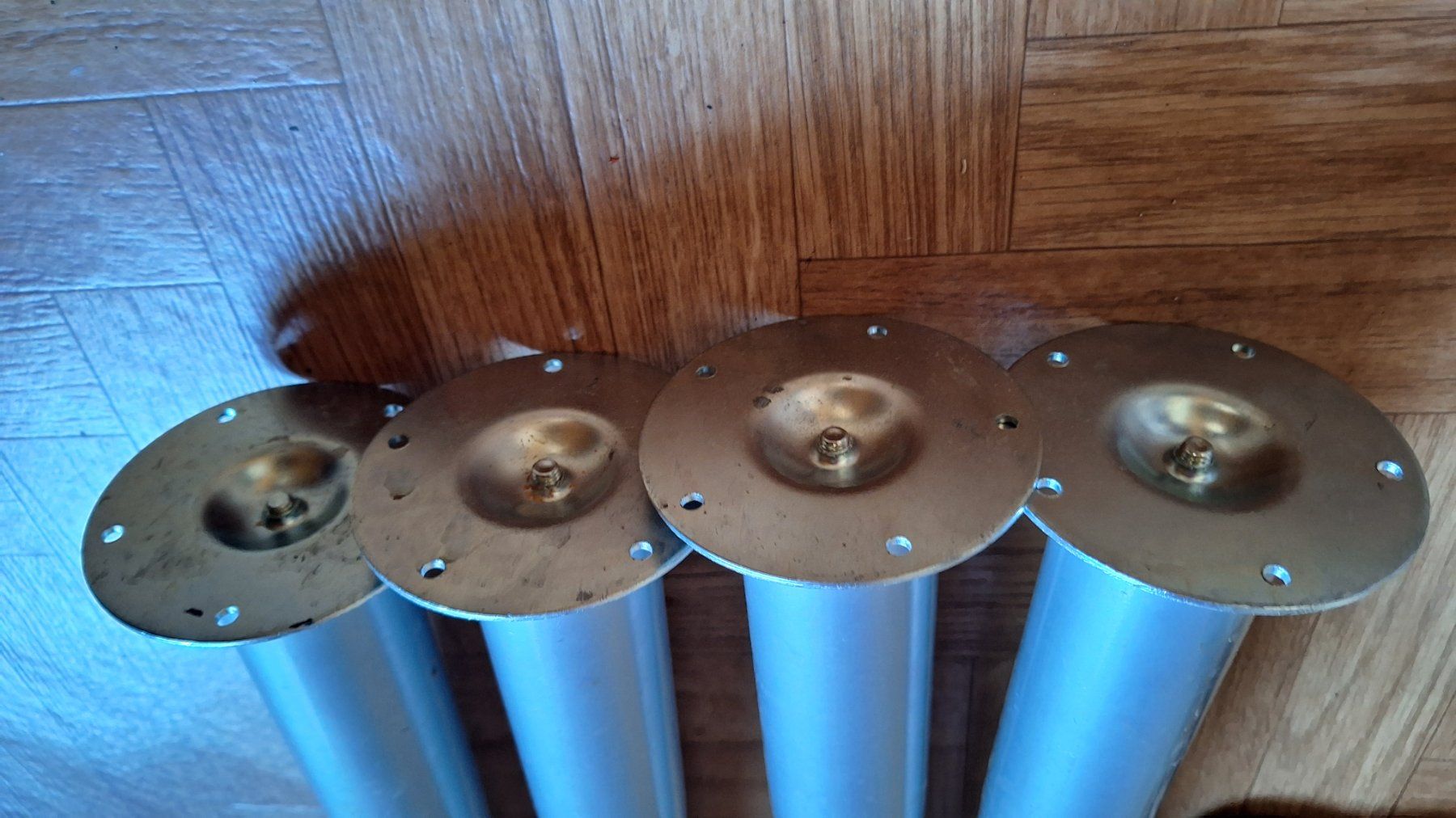 Ikea Altri mobili: 4 Metall-Beine  ADILS IKEA , 70cm – Usato da Dornach venduto da majo8689