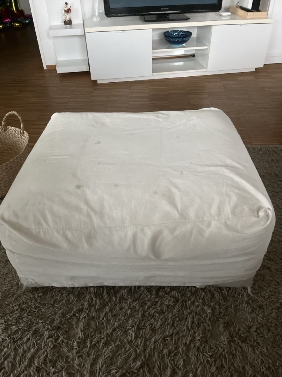 Mobilhome: Pouf bianco IKEA 80x60x30 cm – Usato da Basel venduto da isa_q6fs