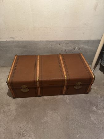 Antiker grosser Reisekoffer / Truhe / Kiste Braun