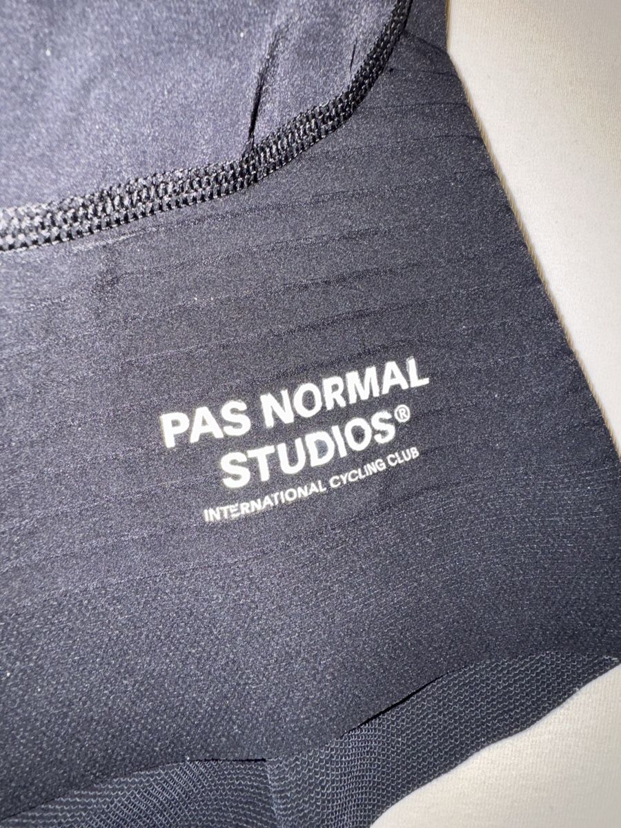 Pas Normal Studios Hosen: Pas normal Studios Mechanism Pro Velo Bibs L – Gebraucht aus Rapperswil SG von pli_fz9r 1