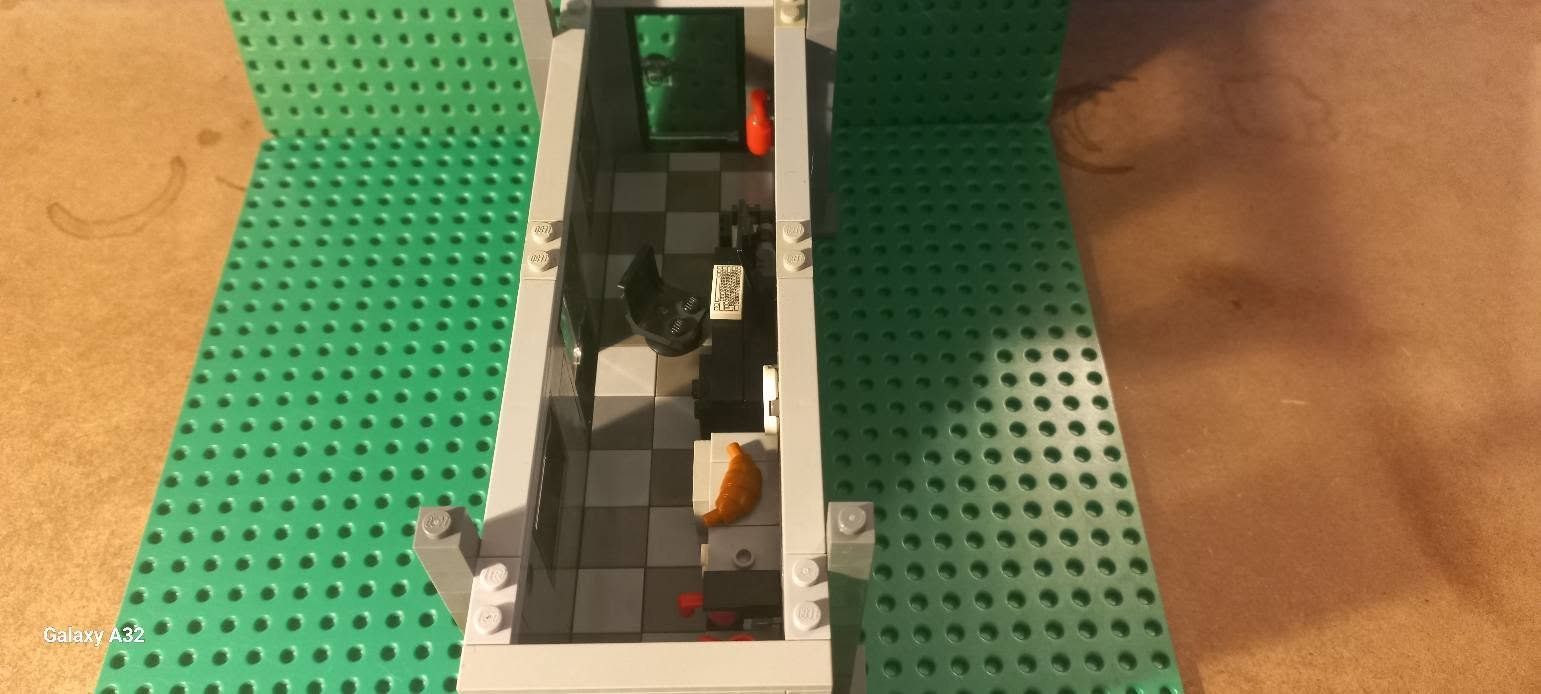 Lego Giocattoli: Le container du chantier Lego – Usato da La tour de treme venduto da Legocreation82 2