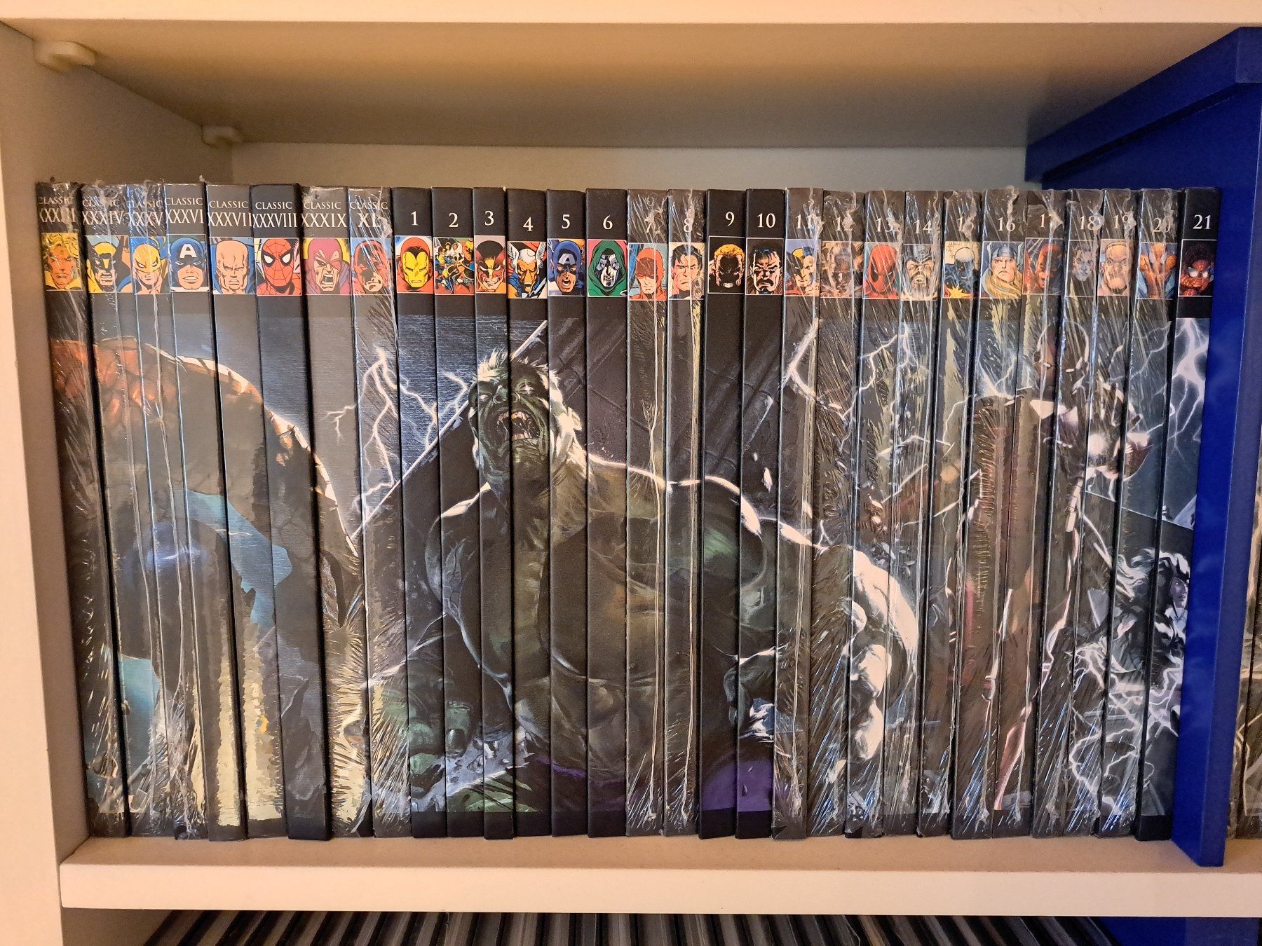 Comics: Offizielle Marvel Comic Sammlung, Buch 1-160 + Classics I-XL – Gebraucht aus Gersau von Kearnbaggenstos 2