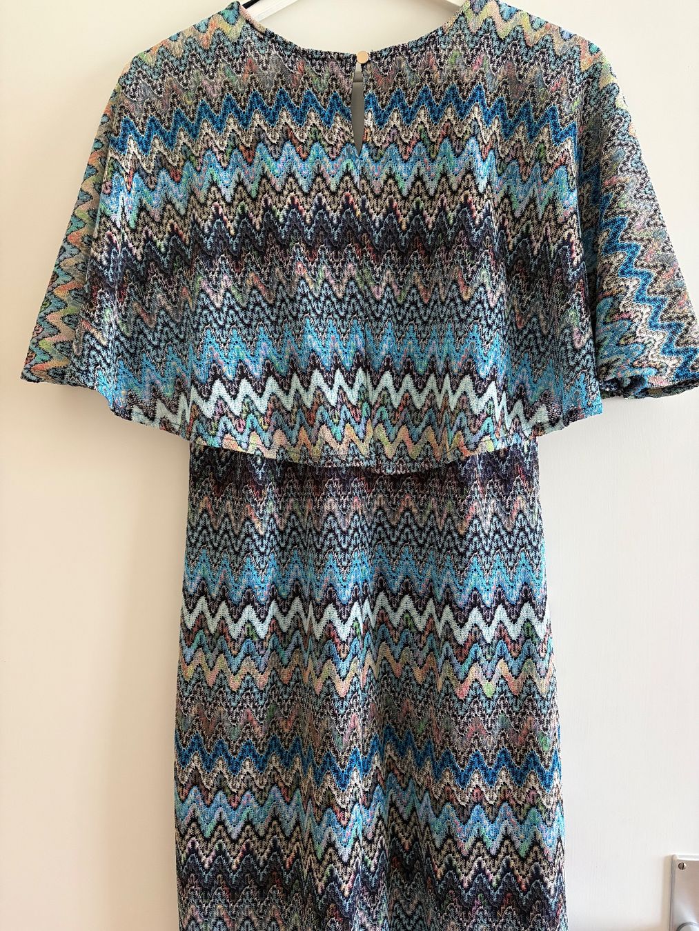 Comma Vestiti: Hochwertiges comma-Sommerkleid / Gr. 38 – Nuovo (secondo la descrizione) da Jona venduto da fab_jz6l 2