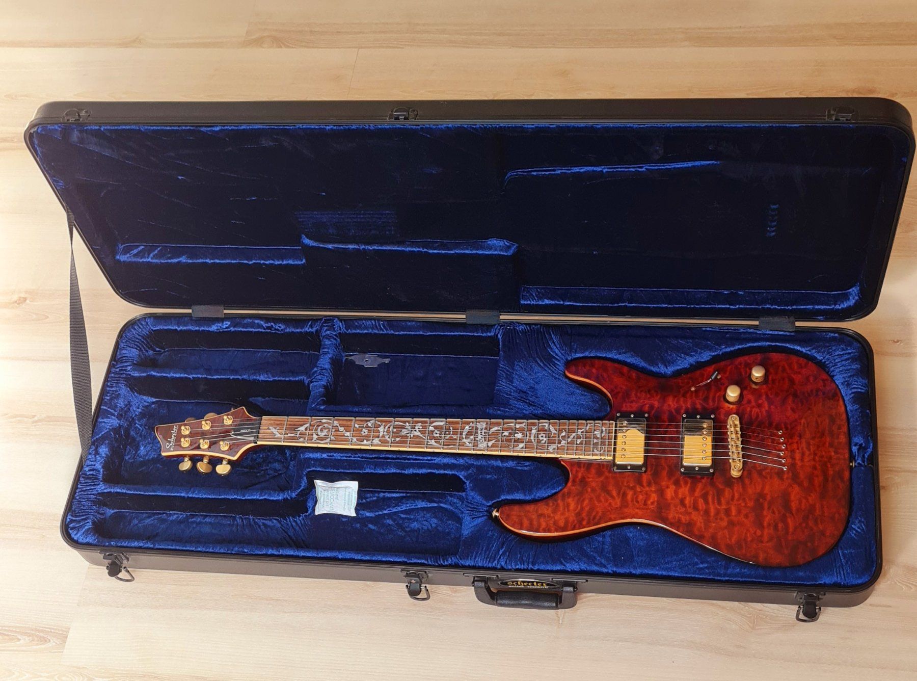 Strumenti musicali: Marshalls, Epiphone, Schecter und Washburn Konvolut – Usato da Kleindöttingen venduto da retoroman 3
