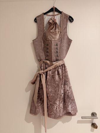 Dirndl Kruger Madl Grösse 40 mit Stirnband sehr gute Zustand