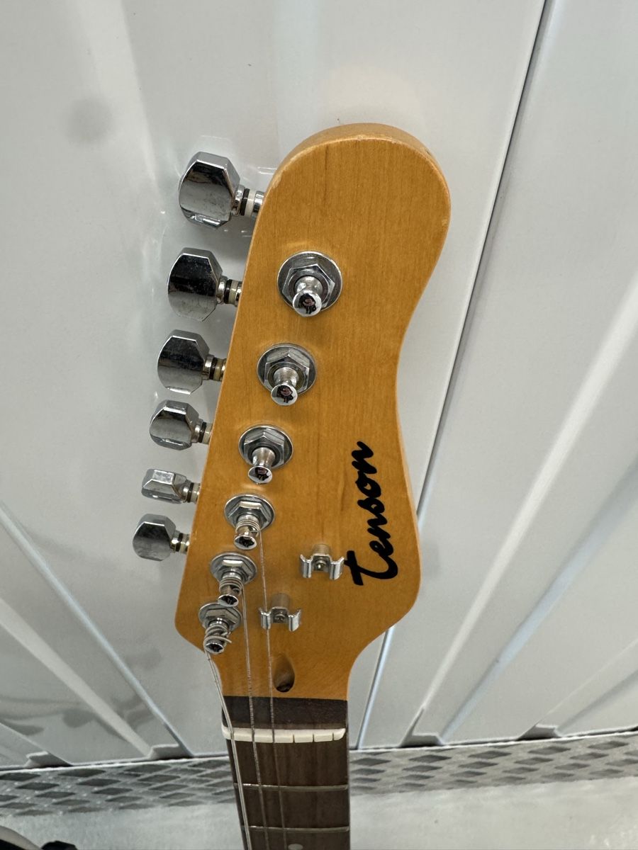Strumenti musicali: Guitare Tenson strat – Usato da Corbeyrier venduto da ant_2r6l 2