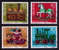 1983_J286-289_PRO JUVENTUTE_Kinderspielzeuge_Pferd_Lok…_ET !