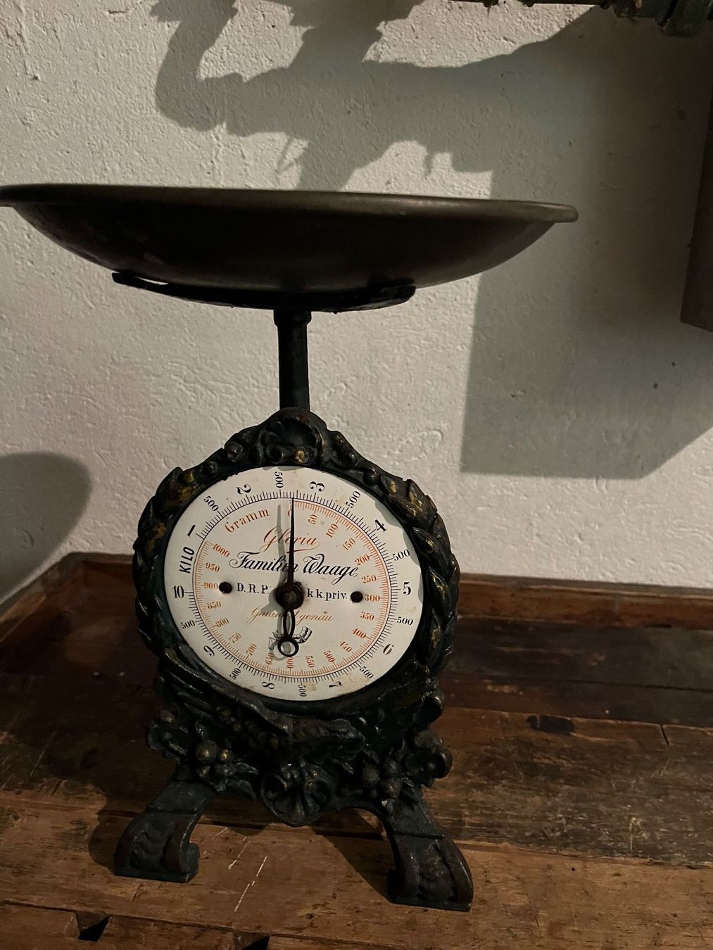 Bilance e pesi: Antike Küchenwaage – Usato da Bern venduto da Vineb