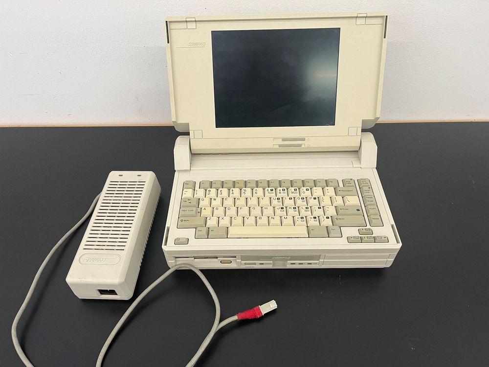 !RARITÄT! Compaq SLT/286 Laptop - startbar (vintage 1988) (Defekt) in ...