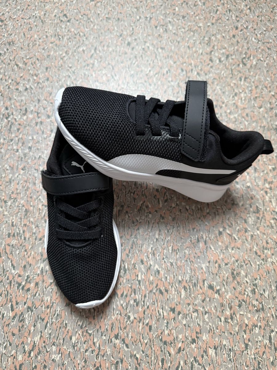 Puma Scarpe per ragazzi: Puma Sneaker Kinder Gr. 31, Schwarz, neu – Nuovo (secondo la descrizione) da Watt venduto da Steffi84